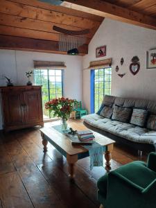 Mountain View Cottage and Peaceful Nature Escape