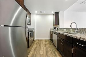 Mission Bay 1 BR w Work Setup by Anyplace - 11722