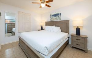 Phoenix VII 7503 condo