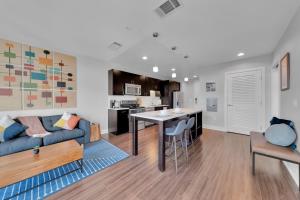 Mission Bay 1 BR w Work Setup by Anyplace - 11678