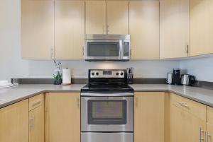 Mission Bay 1 BR w Work Setup by Anyplace - 11748