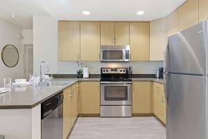 Mission Bay 1 BR w Work Setup by Anyplace - 11748