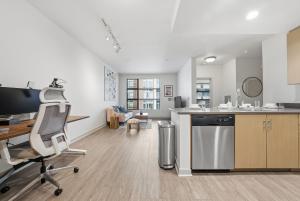 Mission Bay 1 BR w Work Setup by Anyplace - 11748