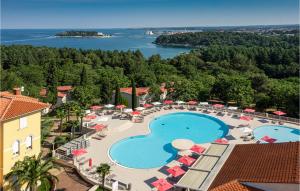 Lovely Apartment In Porec With Wifi