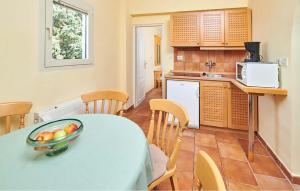 Lovely Apartment In Porec With Wifi