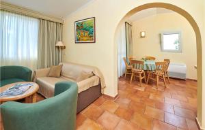 Lovely Apartment In Porec With Wifi