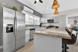 The Point 17 At Avellanas Pool Near Tamarindo