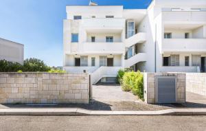 2 Bedroom Gorgeous Apartment In Porto Cesareo
