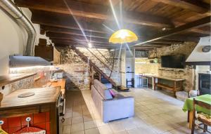 1 Bedroom Lovely Home In Costermano Sul Garda