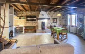 Nice Home In Costermano Sul Garda With Wifi