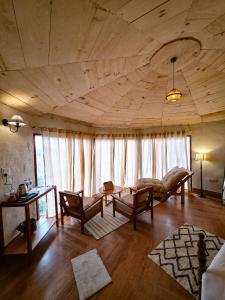 The Garhwal Huts