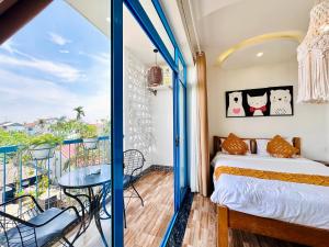 Lazy Bear Villa By The Little Hoi An