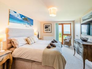 Beachbreak - Uk42996