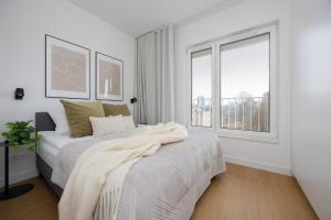 Elegant Apartment with Parking & Balcony in the City Centre by Renters Prestige