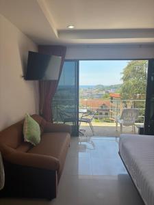 Mountain Seaview Luxury Apartments