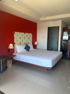 Mountain Seaview Luxury Apartments