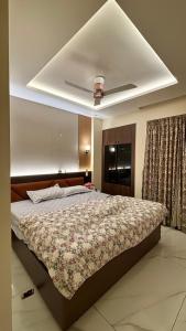 Luxury 2BHK Apartment with Gym and Banquet Hall in Danapur