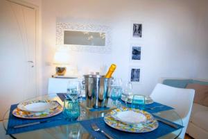 Mediterranean Apartment Pool & Parking