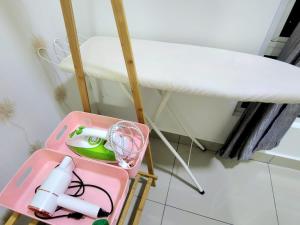 IPOH CITY CENTRE Majestic12 Homestay Pool View 3 mins Walking to Famous Food Places & 15mins to Old Town Ipoh by Happy Homestay