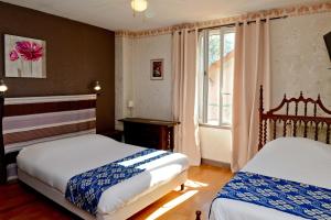 Hotels Logis Hostellerie du Neez : photos des chambres