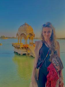 Resting love, Homestay jaisalmer
