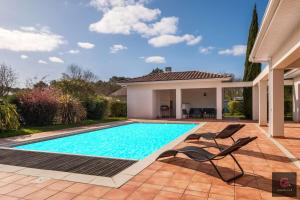 Villa contemporaine avec piscine à Sanguinet 8 pers