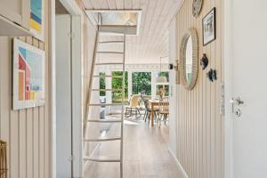 Cozy Holiday Cottage Near Ebeltoft Close To Beaches, Nature And City Charm