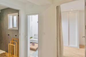 Deanes Califa Suites 5