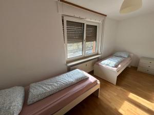 BJM Monteur House - für 15 Personen, Oberursel-Bommersheim
