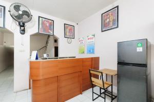 RedDoorz at Terus Manis Suryakencana