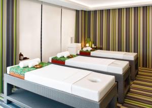 Beachfront Suite Escape