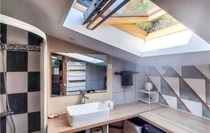 Jolie Maison Avec Jacuzzi