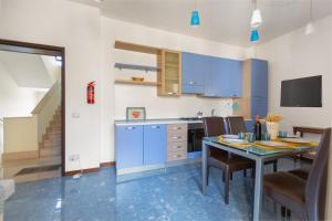 Borgagne Apartment by BarbarHouse