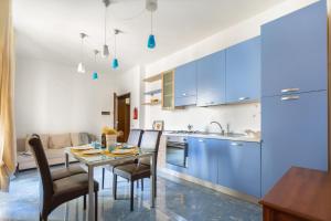 Borgagne Apartment by BarbarHouse