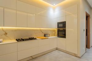 Villa Capella heated pool and cooker