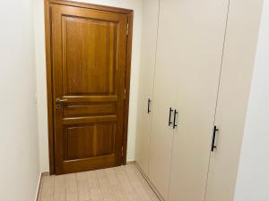 Brown Port 2 bedroom 2wc flat