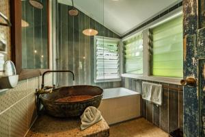 Birdsong Bellingen Farm