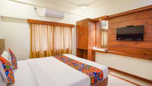 HOTEL SAVI iNN NEAR BENGALURU PALACE