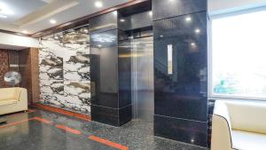 HOTEL SAVI iNN NEAR BENGALURU PALACE