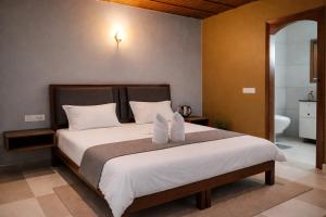 Boiler Guest House - Comfortable Stays in Raja Garden - West Delhi