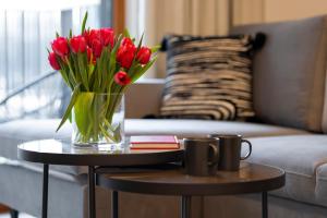 Luxury Apartment with 3 Bedrooms, Balcony and Parking by Renters Prestige