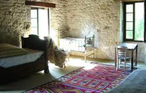 Maison charmante avec piscine partagée à Montaigu-de-Quercy
