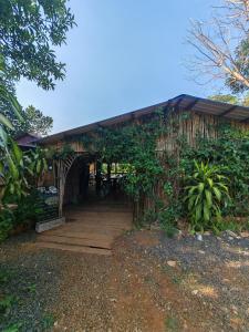 Happy Elephant Bungalows
