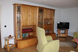 Ferienwohnung-Bei-Bauesch-in-Leimbach-Naehe-Nuerburgring