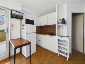 Appartement 2 pièces 4 pers avec terrasse, parking privé et accès direct plage à Marseillan - FR-1-326-791