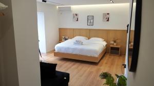 City Center Studio 1, Tirana