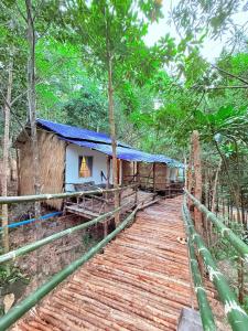 Kohrong Sea Views Bungalows