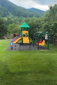 Garden Retreat Keyhouse