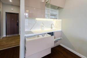 20-277 Central Park, John McCain 7, Kyiv centre, fantastic city view, 15 kW backup power, Petrovdom Apartment