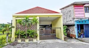 OYO 91920 Pondokku Inn